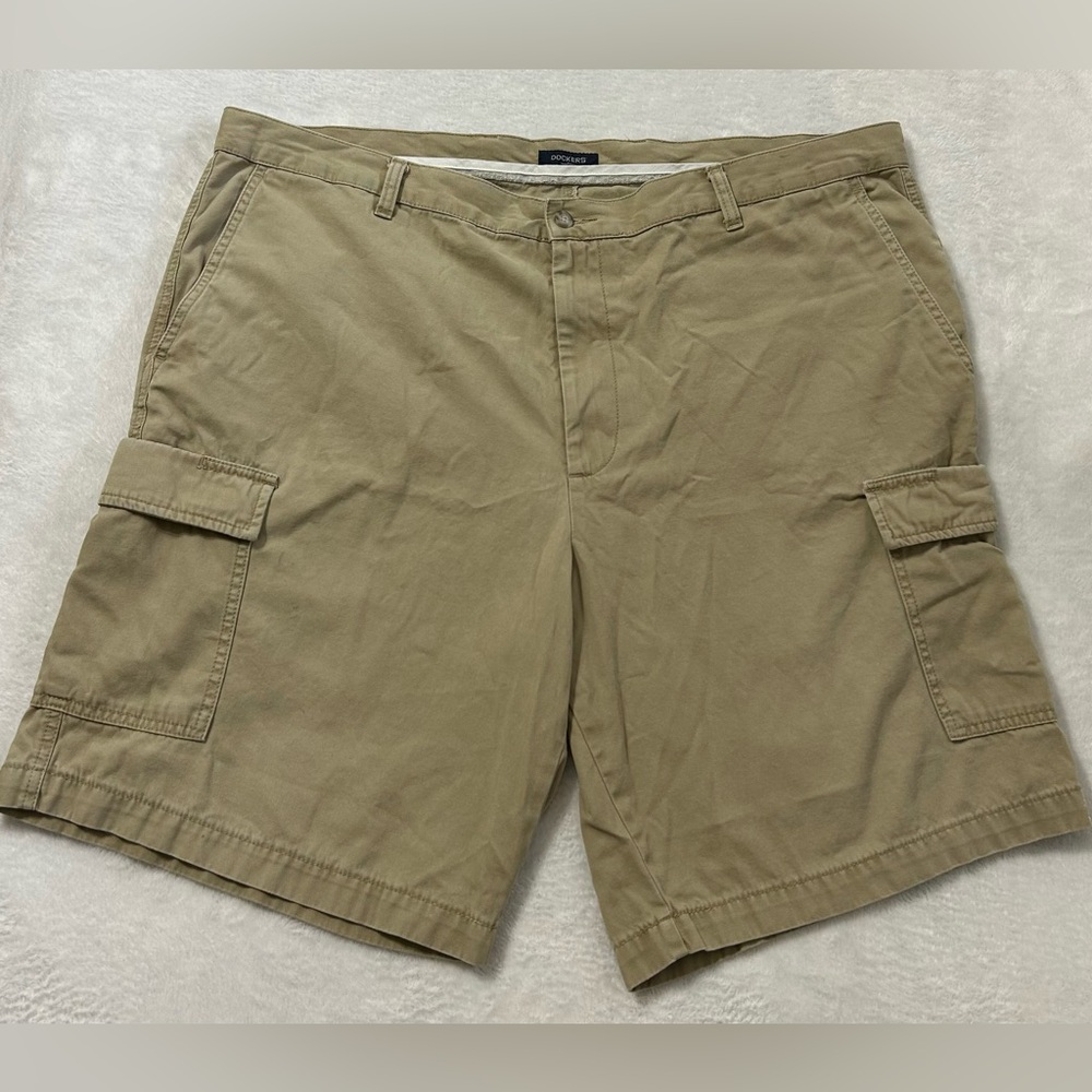 Dockers Men's Khaki Cargo Shorts